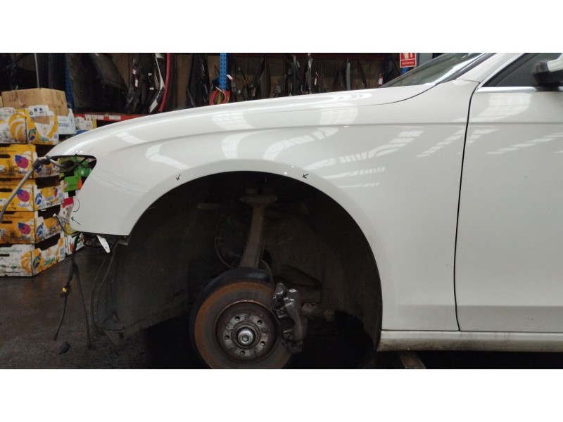 Recambio de aleta delantera izquierda para audi a4 b8 (8k2) 2.0 tdi referencia OEM IAM   