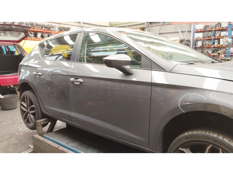 Recambio de puerta delantera derecha para seat leon (5f1) 1.6 tdi referencia OEM IAM   