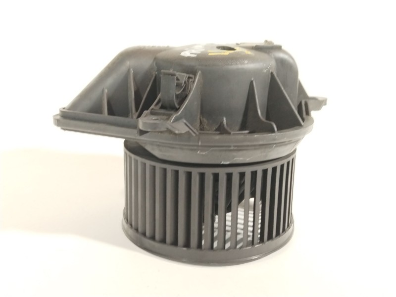 Recambio de ventilador calefaccion para nissan primastar furgoneta (x83) 2.0 dci 115 referencia OEM IAM 2761400QAC  