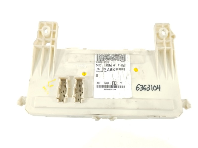 Recambio de caja reles / fusibles para ford c-max (cb3) ghia referencia OEM IAM 7M5T14A073FB  7M5T14014AAB