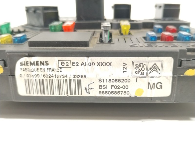 Recambio de caja reles / fusibles para citroën c2 (jm_) 1.4 hdi referencia OEM IAM 9650585780 S118085200I BSIF0200