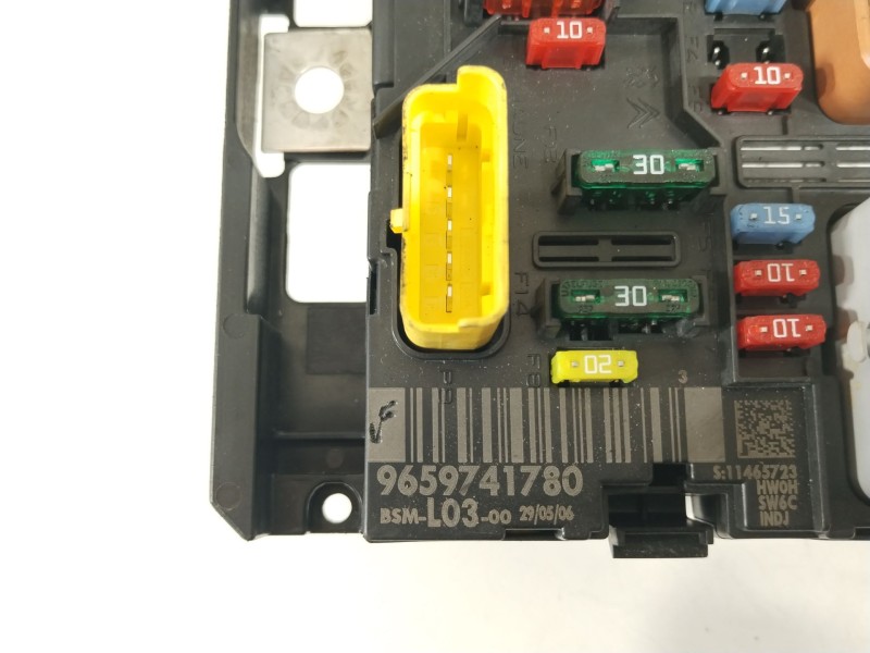 Recambio de caja reles / fusibles para citroën c2 (jm_) 1.1 referencia OEM IAM 9659741780  BSML0300