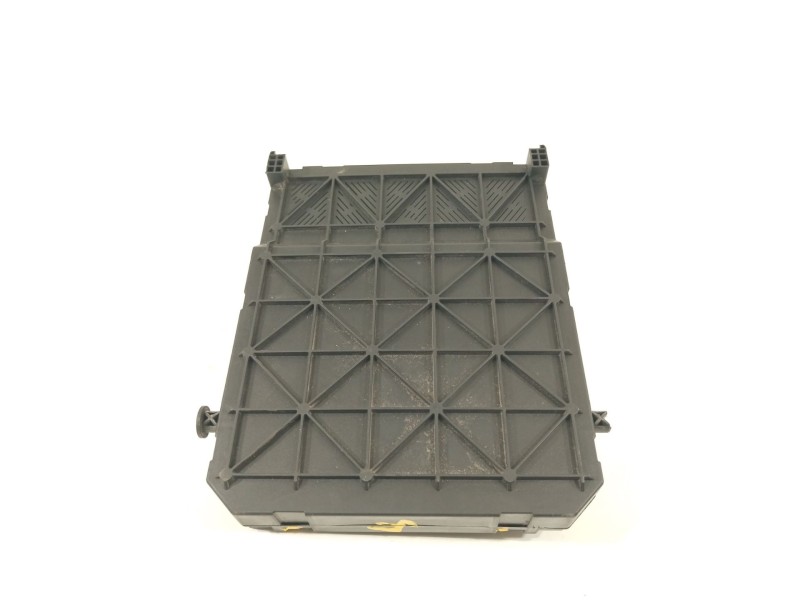Recambio de caja reles / fusibles para citroën c2 (jm_) 1.4 hdi referencia OEM IAM 9653667380  BSIF0200