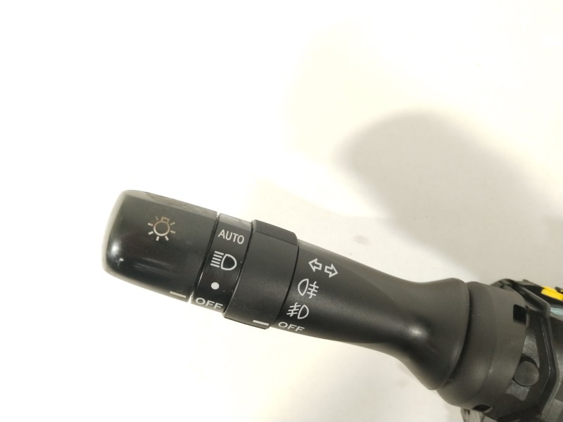 Recambio de mando luces para toyota auris (_e15_) 2.0 d-4d (ade150_) referencia OEM IAM 8414002330  0233017F249