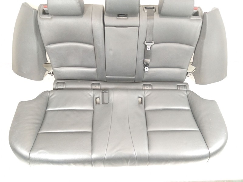Recambio de asientos traseros para bmw 5 touring (f11) 525 d xdrive referencia OEM IAM 52208034538  