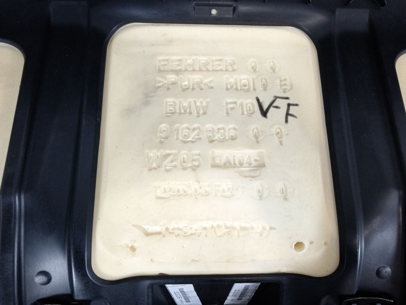 Recambio de asientos traseros para bmw 5 touring (f11) 525 d xdrive referencia OEM IAM 52208034538  