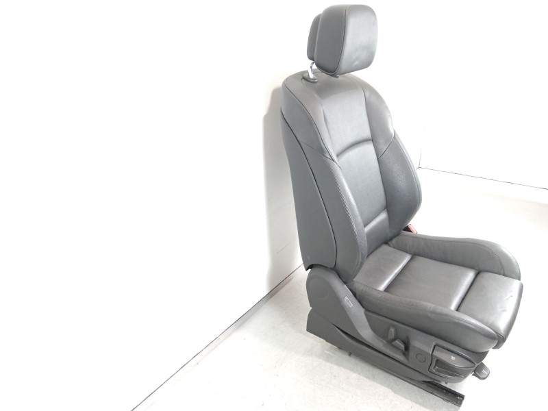 Recambio de asiento delantero derecho para bmw 5 touring (f11) 525 d xdrive referencia OEM IAM 52107979604  