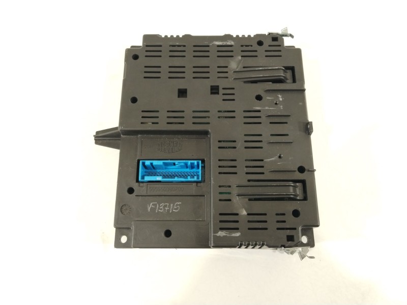 Recambio de caja reles / fusibles para alfa romeo 159 (939_) 1.9 jtdm 8v (939axe1b) referencia OEM IAM 50512729  