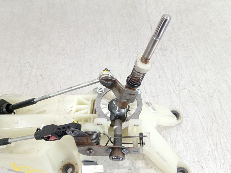 Recambio de palanca cambio para mazda 6 station wagon (gj, gl) 2.2 d referencia OEM IAM GRT746100  GHL246500A