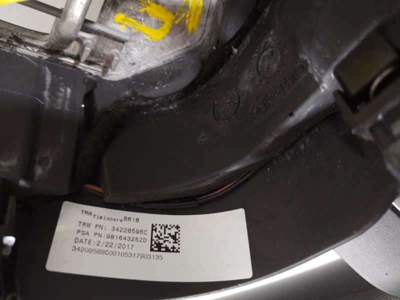 Recambio de volante para citroën c3 collection referencia OEM IAM 98164325ZD  