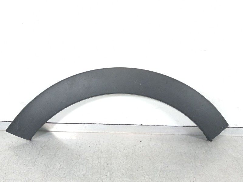 Recambio de aletin trasero izquierdo para citroën c3 feel referencia OEM IAM 9812088880  