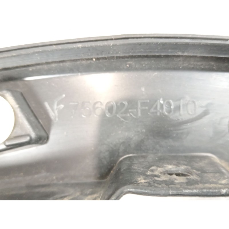 Recambio de aletin delantero izquierdo para toyota c-hr (_x1_) 1.8 hybrid (zyx10_, zyx11_) referencia OEM IAM 75602F4010  