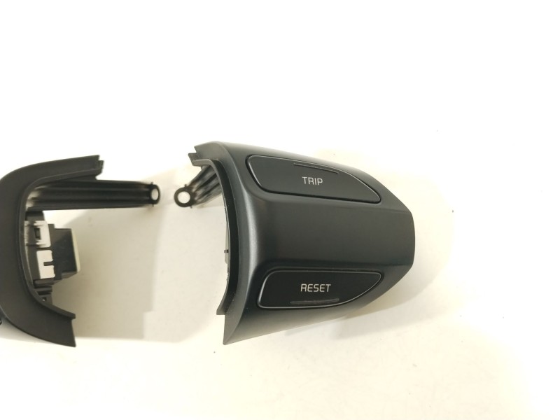 Recambio de mando volante para kia rio (yb) attract referencia OEM IAM 299181022 299181040 