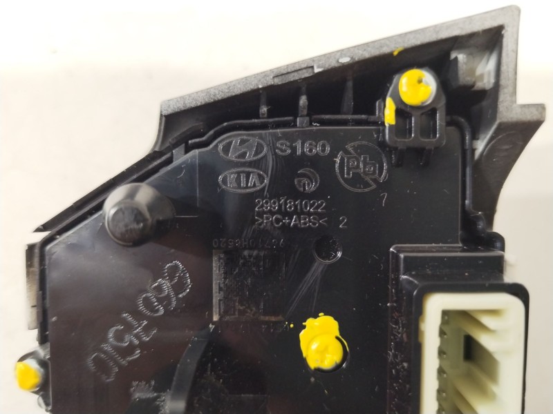 Recambio de mando volante para kia rio (yb) attract referencia OEM IAM 299181022 299181040 