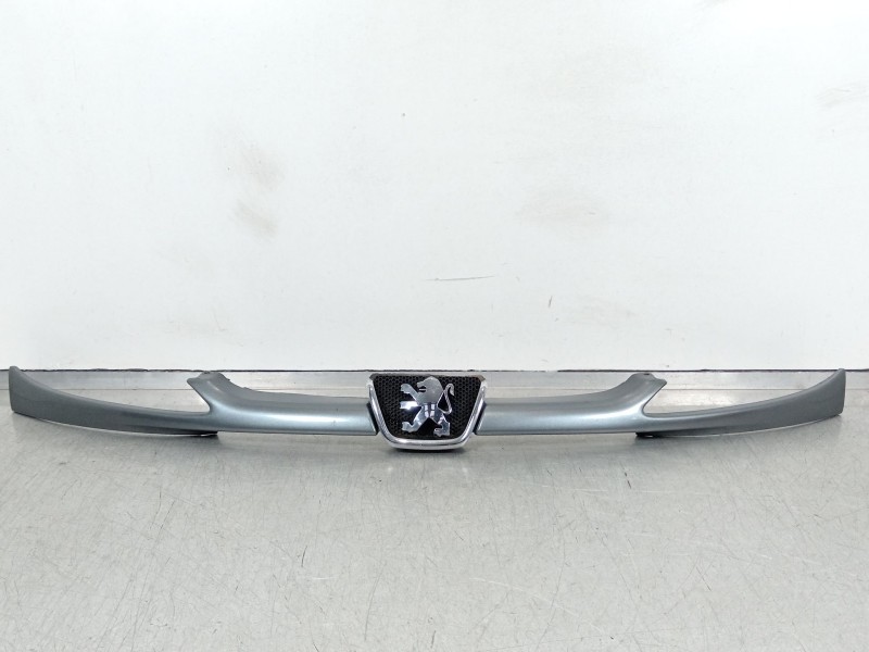 Recambio de rejilla delantera para peugeot 206 cc (2d) 1.6 hdi 110 referencia OEM IAM 7804H4 9628688677 7810C5