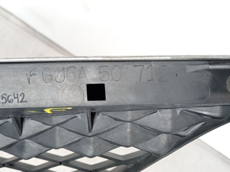 Recambio de rejilla delantera para mazda 6 hatchback (gg) 2.0 di (gg14) referencia OEM IAM GJ6A50712  