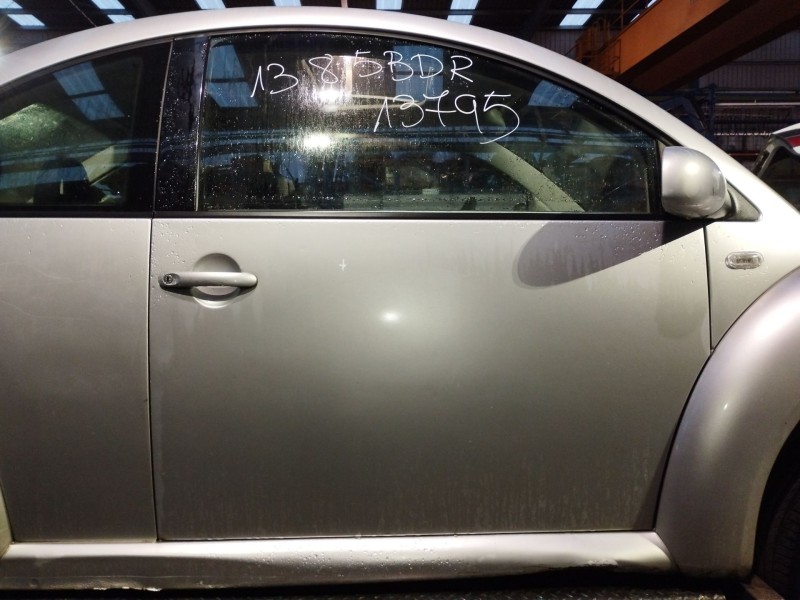 Recambio de puerta delantera derecha para volkswagen new beetle (9c1, 1c1) 1.6 referencia OEM IAM   