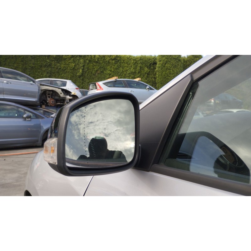 Recambio de retrovisor izquierdo para renault megane iii hatchback (bz0/1_, b3_) 1.5 dci referencia OEM IAM   