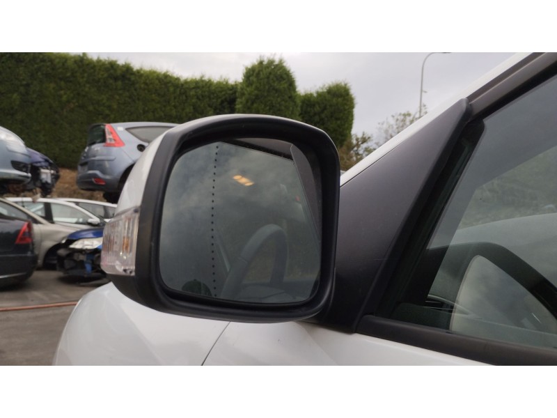 Recambio de retrovisor izquierdo para renault megane iii hatchback (bz0/1_, b3_) 1.5 dci referencia OEM IAM   
