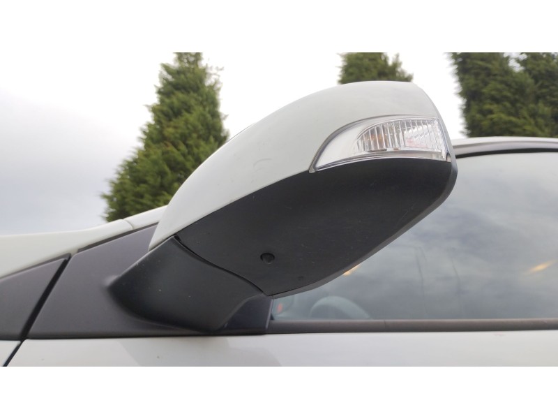 Recambio de retrovisor izquierdo para renault megane iii hatchback (bz0/1_, b3_) 1.5 dci referencia OEM IAM   