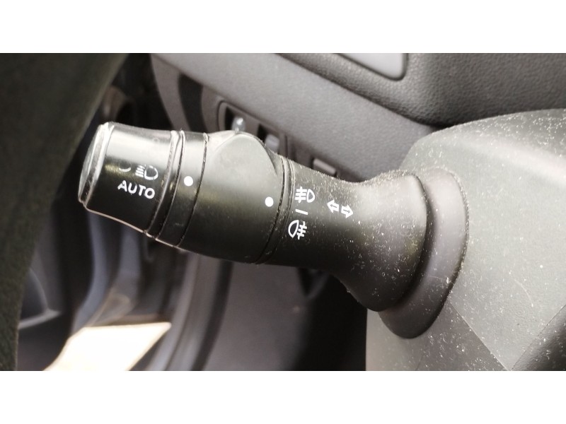 Recambio de mando luces para renault megane iii hatchback (bz0/1_, b3_) 1.5 dci referencia OEM IAM   