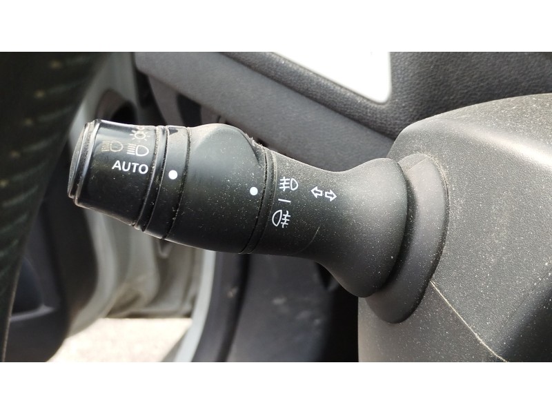 Recambio de mando luces para renault megane iii hatchback (bz0/1_, b3_) 1.5 dci referencia OEM IAM   