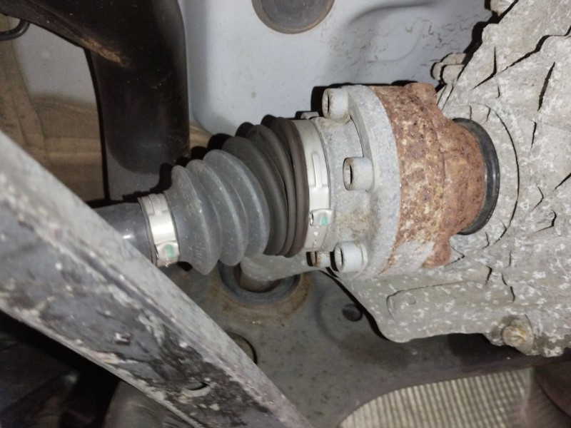 Recambio de transmision trasera derecha para audi a5 sportback (f5a) advanced quattro referencia OEM IAM 8W0501203E  