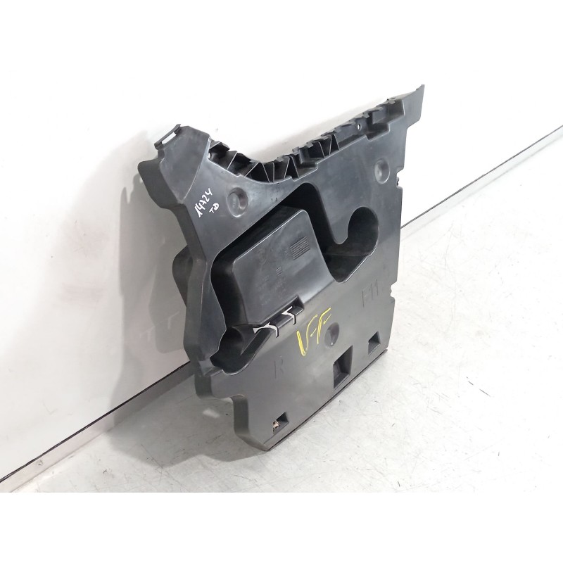 Recambio de soporte paragolpes trasero derecho para bmw 5 touring (f11) 525 d xdrive referencia OEM IAM 51127207112  