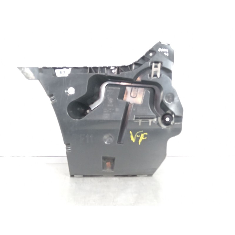Recambio de soporte paragolpes trasero izquierdo para bmw 5 touring (f11) 525 d xdrive referencia OEM IAM 51127207111  