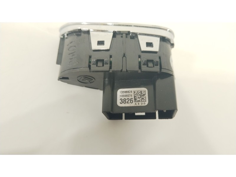 Recambio de interruptor cerradura central para opel adam unlimited ecoflex referencia OEM IAM 10096074  