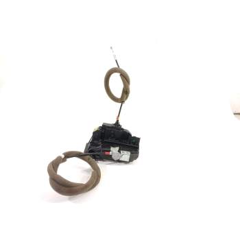 CERRADURA PUERTA TRASERA DERECHA 825004EA2A 