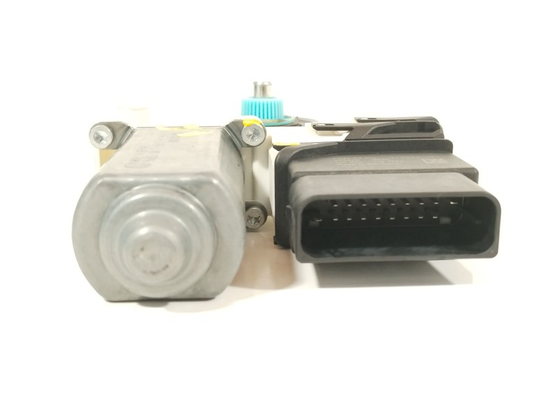 Recambio de elevalunas trasero derecho para volkswagen passat berlina (3c2) advance referencia OEM IAM 1K0959704P  