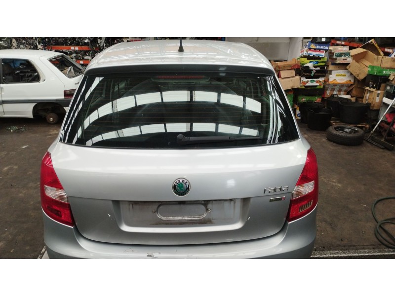 Recambio de porton trasero para skoda fabia ii (542) 1.6 tdi referencia OEM IAM   