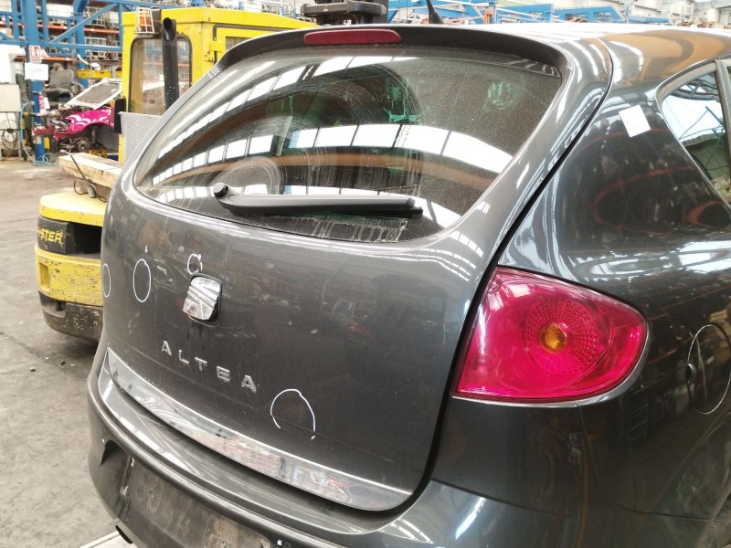 Recambio de porton trasero para seat altea (5p1) 1.9 tdi referencia OEM IAM   