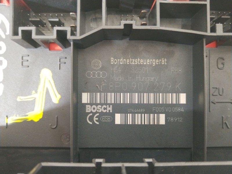 Recambio de caja reles / fusibles para audi a3 (8p1) 2.0 tdi referencia OEM IAM 8P0907279K  