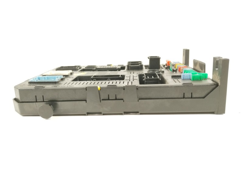 Recambio de caja reles / fusibles para peugeot 307 sw (3h) 2.0 16v referencia OEM IAM 9661940480 BSI2004H05 281171702B