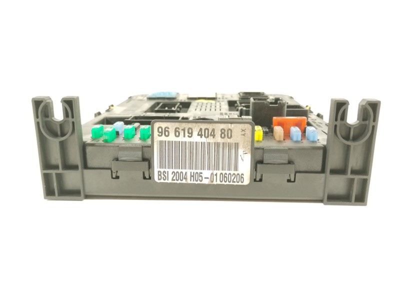 Recambio de caja reles / fusibles para peugeot 307 sw (3h) 2.0 16v referencia OEM IAM 9661940480 BSI2004H05 281171702B