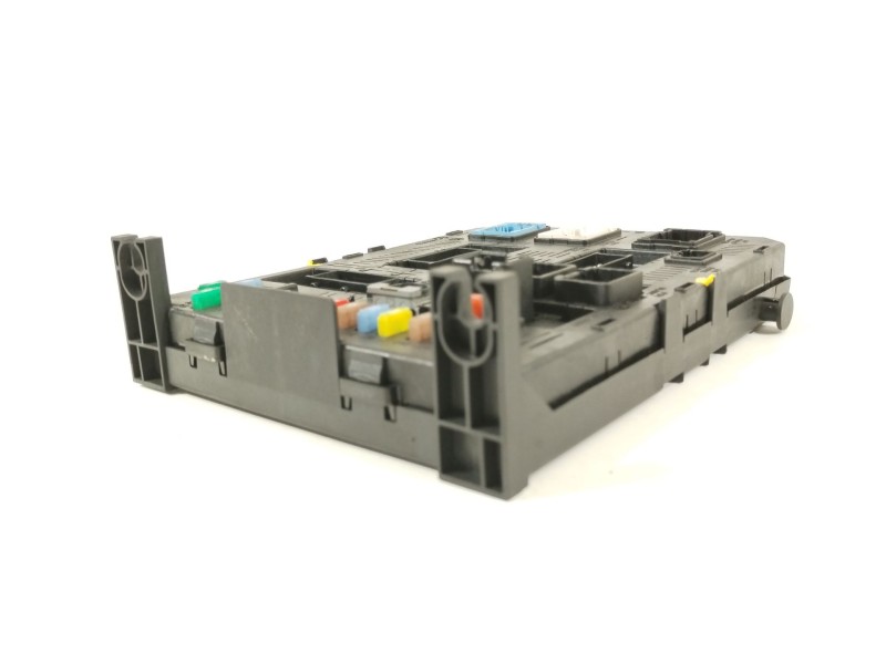 Recambio de caja reles / fusibles para citroën c4 berlina exclusive referencia OEM IAM 6580Y5 216761594 