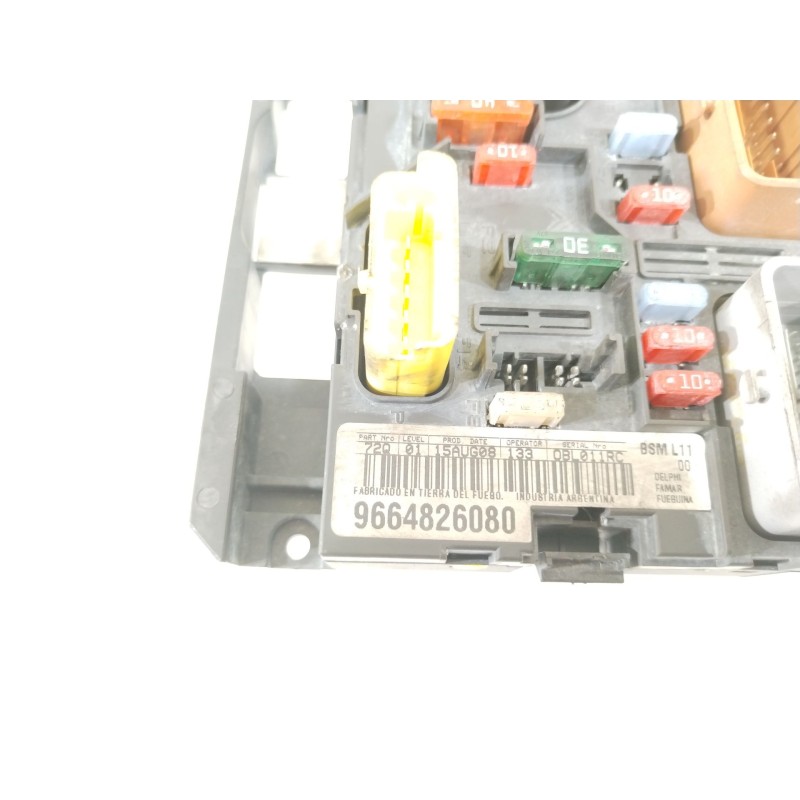 Recambio de caja reles / fusibles para citroën c4 i sedán 1.6 hdi referencia OEM IAM 9664826080 BSML1100 