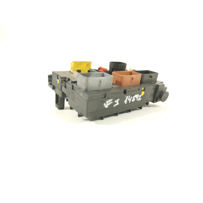 Recambio de caja reles / fusibles para citroën c4 i sedán 1.6 hdi referencia OEM IAM 9664826080 BSML1100 