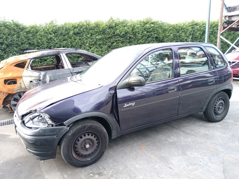 opel corsa b (s93) del año 1996