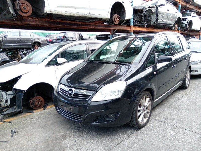opel zafira / zafira family b (a05) del año 2025