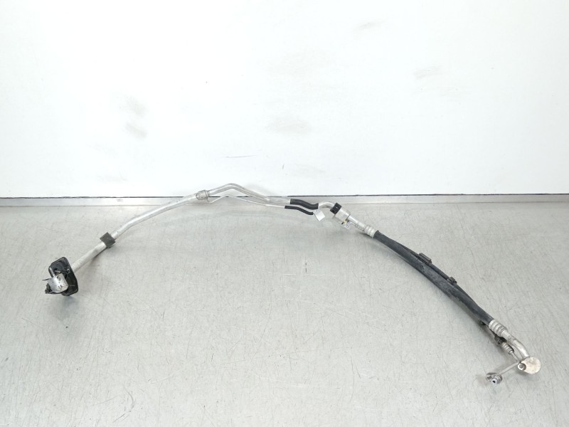 Recambio de tubo aire acondicionado para audi a5 sportback (f5a) advanced quattro referencia OEM IAM 8W0816743  8W6816738