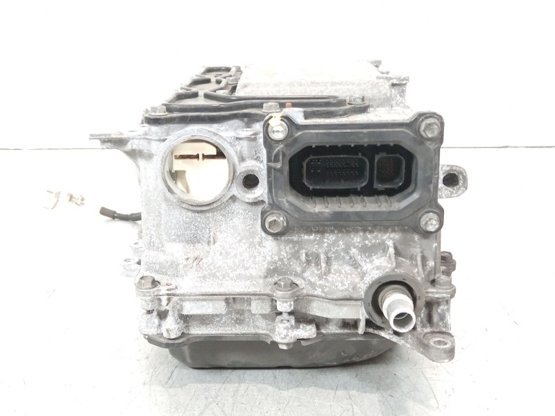 Recambio de convertidor potencia para toyota auris hybrid active referencia OEM IAM G920047190  