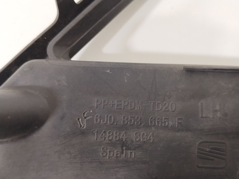 Recambio de rejilla paragolpes izquierda para seat ibiza iv (6j5, 6p1) 1.2 tsi referencia OEM IAM 6J0853665F  