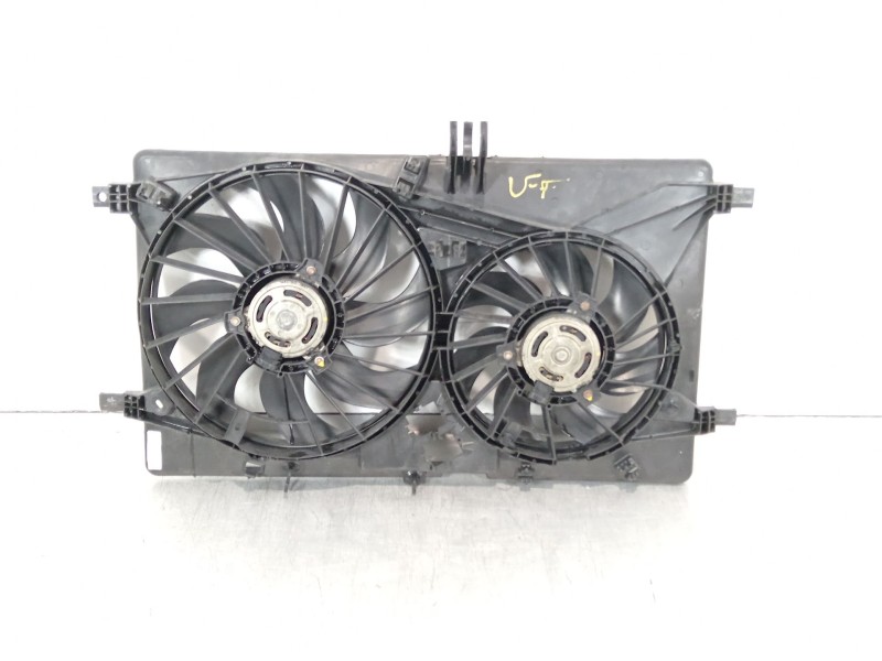 Recambio de electroventilador para renault master kofferaufbau l3h1 3,5t referencia OEM IAM 214815872r  