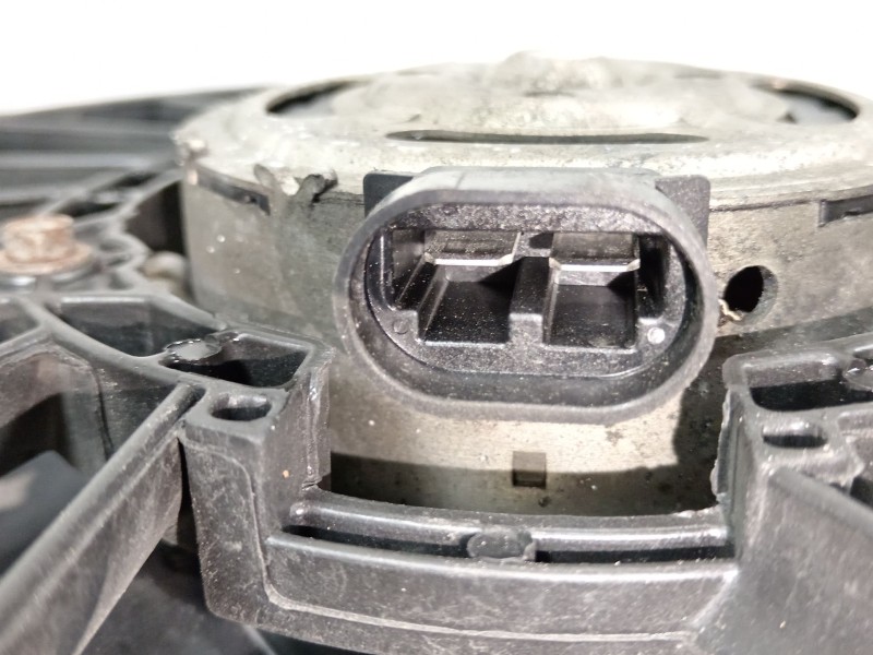 Recambio de electroventilador para renault master kofferaufbau l3h1 3,5t referencia OEM IAM 214815872r  