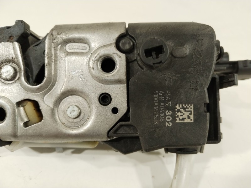 Recambio de cerradura puerta trasera izquierda para peugeot 5008 sport pack referencia OEM IAM 732302 5100A1625J3 A044106