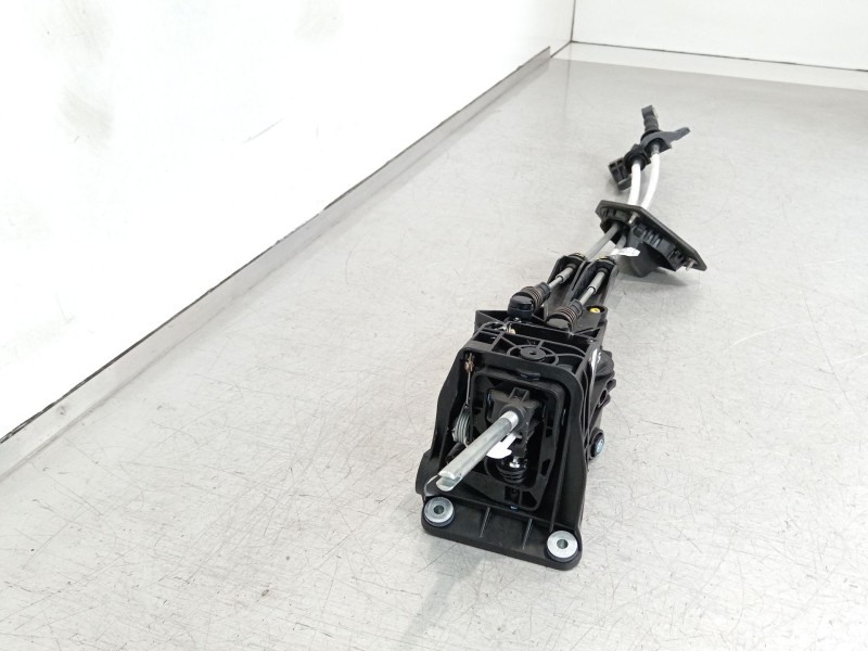 Recambio de palanca cambio para volkswagen crafter kasten (sy) furgón 35 bl ta fwd referencia OEM IAM 2N0711025  