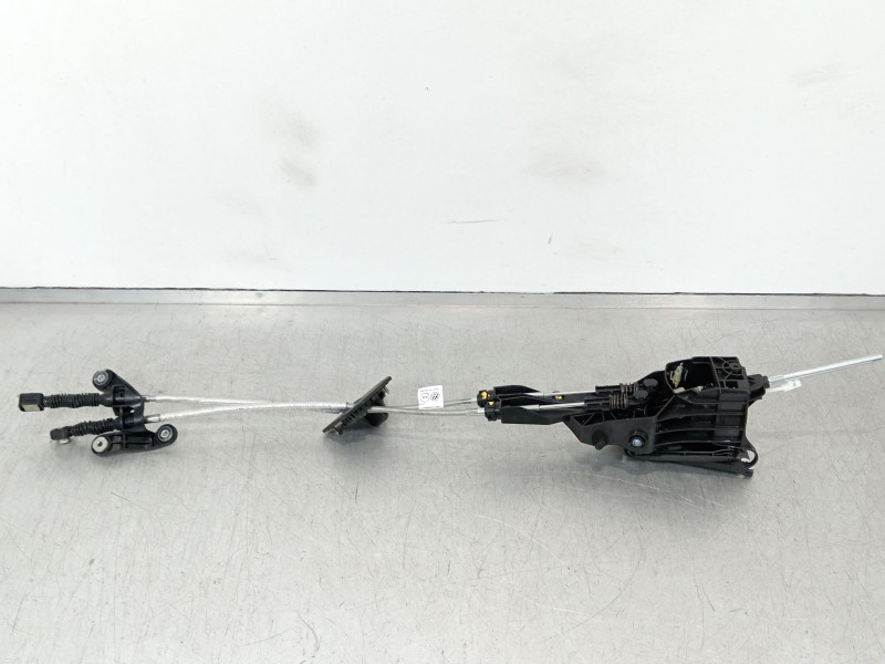 Recambio de palanca cambio para volkswagen crafter kasten (sy) furgón 35 bl ta fwd referencia OEM IAM 2N0711025  